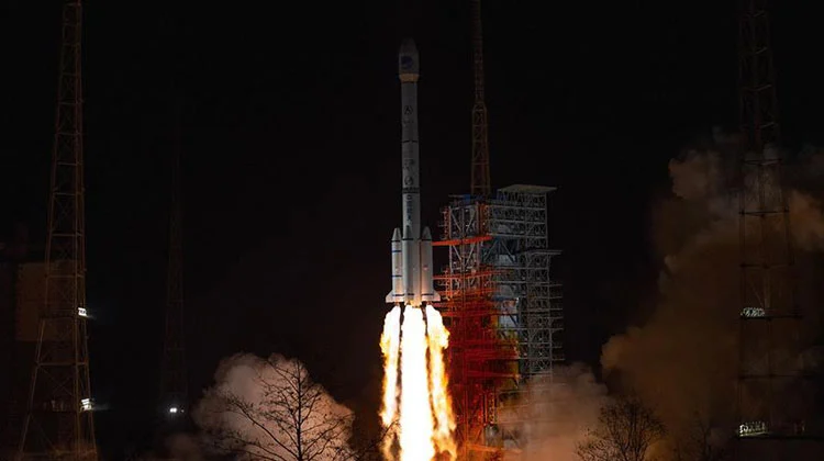 China lança novo satélite de navegação Beidou